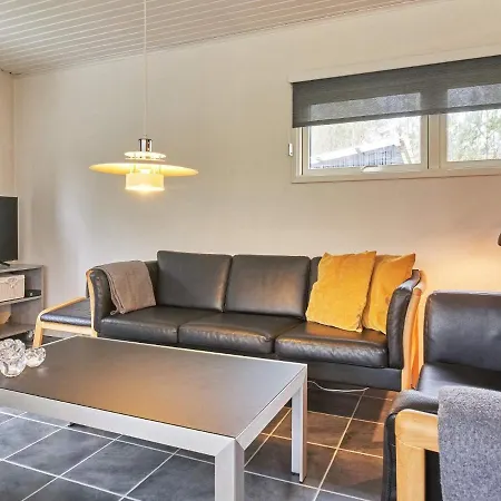 4 Person Holiday In Aakirkeby Szálloda 3*